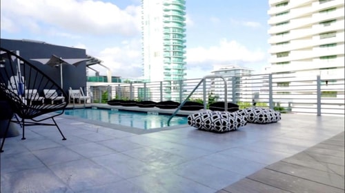 Garden House Studio Near Starbucks MIA 13 Luxury Bookings