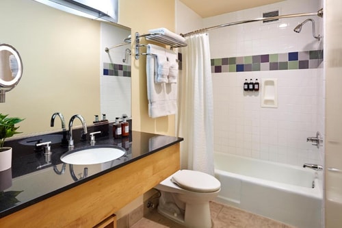 Executive King Room Near Fairfax High School LA 3 Luxury Bookings