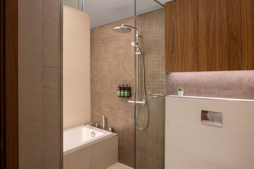 Two Bedroom Suite Near Safeer Tower 2 Business Bay 6 Luxury Bookings