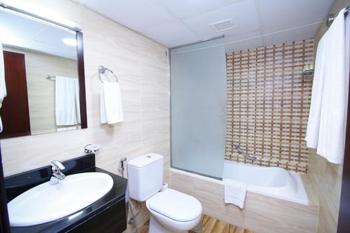 Deluxe Room Near Salah Al Din Metro 8 Luxury Bookings