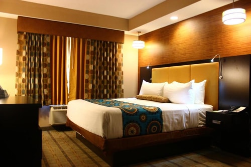 King Room Near The Edge Rock Gym MIA 1 Luxury Bookings