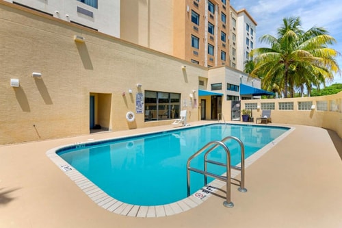 King Room Near The Edge Rock Gym MIA 13 Luxury Bookings