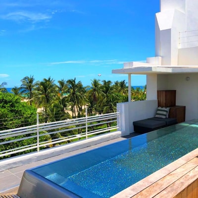 Superior Queen Room Near Art Deco Museum MIA 13 Luxury Bookings