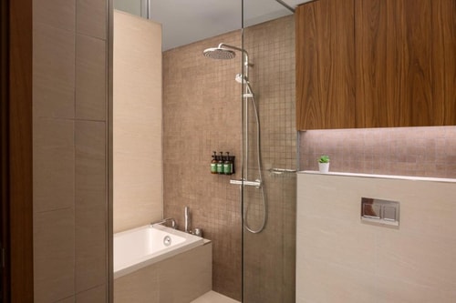 Two Bedroom Suite Near Safeer Tower 2 Business Bay 6 Luxury Bookings