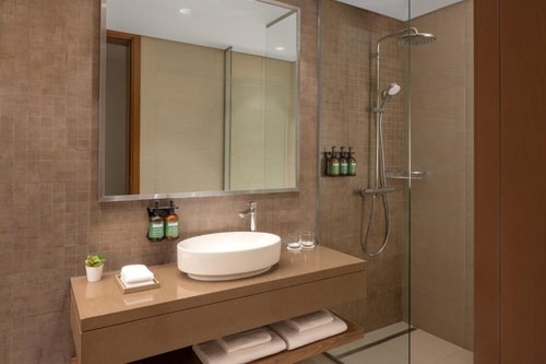Two Bedroom Suite Near Safeer Tower 2 Business Bay 7 Luxury Bookings