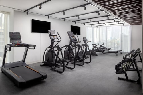 Studio Suite Near Safeer Tower 2 Business Bay 14 Luxury Bookings