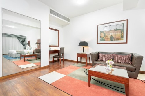 Deluxe Room Near Sahara Center Sharjah 3 Luxury Bookings