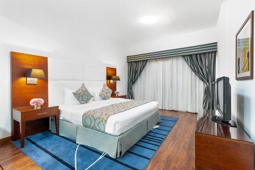 Deluxe Room Near Sahara Center Sharjah Luxury Bookings