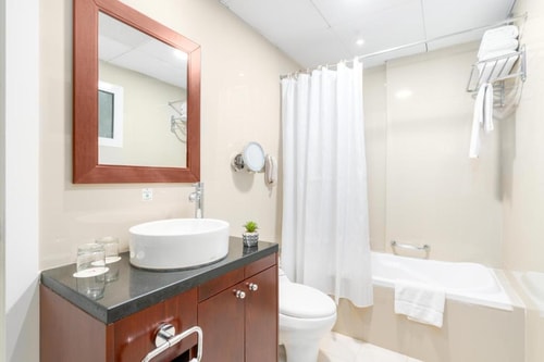 Deluxe Room Near Sahara Center Sharjah 4 Luxury Bookings