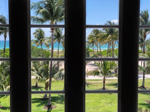 Standard Room Near Ocean Bistro MIA 4 Luxury Bookings