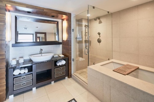 One Bedroom Apartment Near Starbucks MIA 7 Luxury Bookings