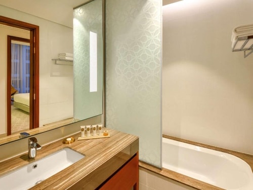 Three Bedroom Apartment Near GGICO Metro Station 4 Luxury Bookings