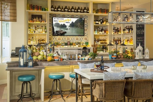 Standard King Near WunderBar MIA 13 Luxury Bookings
