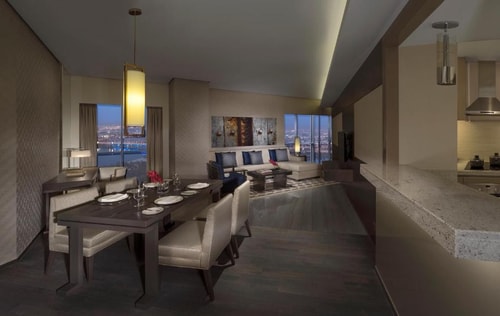 Two Bedroom Apartment Near Health Metro Station 3 Luxury Bookings