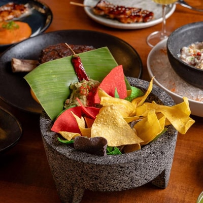 Deluxe Room Near JW Marriott Marquis 12 Luxury Bookings