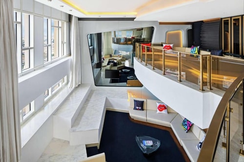 Grand Deluxe Suite Room Near JW Marriott Marquis 9 Luxury Bookings