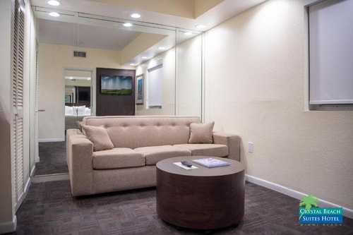 Queen Suite Near Chicken Kitchen MIA 4 Luxury Bookings