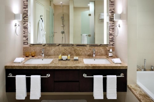 Luxury 3 Bedroom Apartment Walk from Al Wahda Mall 6 Luxury Bookings