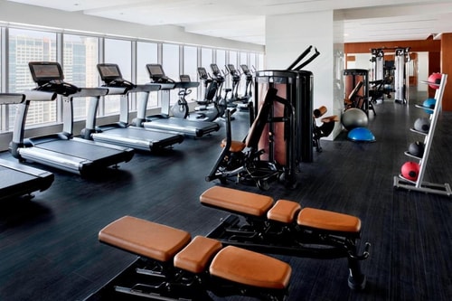 Luxury 3 Bedroom Apartment Walk from Al Wahda Mall 12 Luxury Bookings