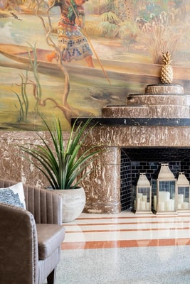 Deluxe Room Near MoneyGram MIA 5 Luxury Bookings