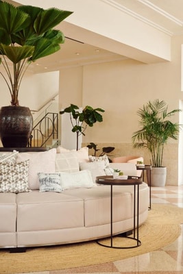 Standard King Near Sauvage Miami MIA 7 Luxury Bookings