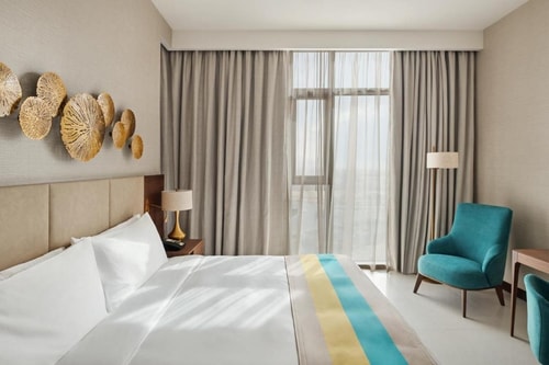 Standard King Room Near Noon Dubai South 1 Luxury Bookings