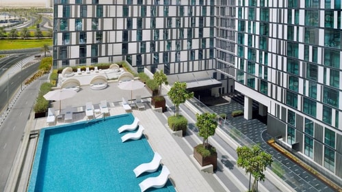 Standard King Room Near Noon Dubai South 8 Luxury Bookings
