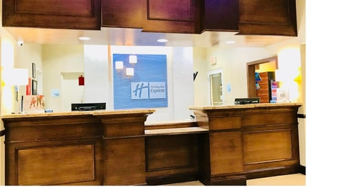 Standard Double Room Near Verizon MIA 3 Luxury Bookings