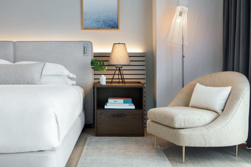 Essential King Room Near StomatCare MIA Luxury Bookings