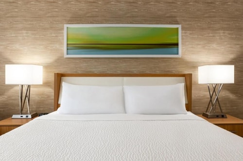 Standard King Room Near National Car Rental MIA 5 Luxury Bookings