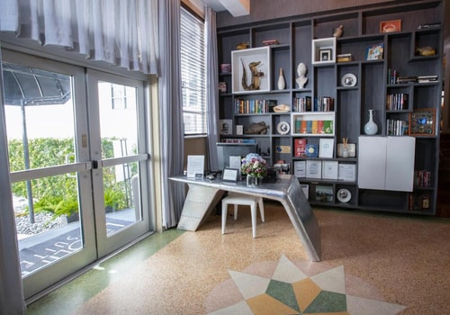 Studio Near Jackie Gleason Theater MIA 12 Luxury Bookings