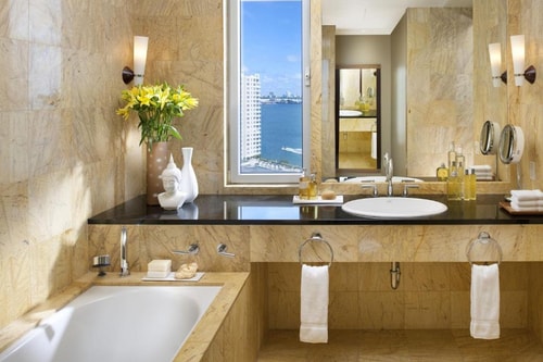 Superior King Room Near Brickell Key Park MIA 3 Luxury Bookings