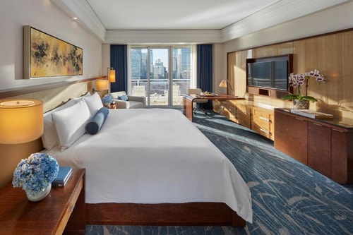 Superior King Room Near Brickell Key Park MIA Luxury Bookings