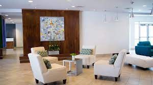 King Room Near 7 Eleven MIA 10 Luxury Bookings