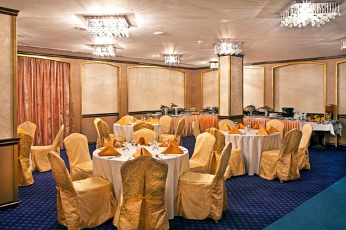Standard Room Near Al Ghurair Centre 4 Luxury Bookings