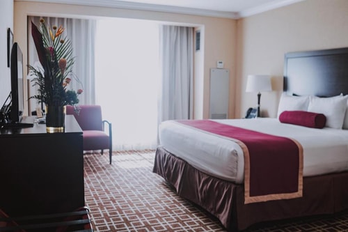 Deluxe King Room Near Trail Glades Range MIA 1 Luxury Bookings