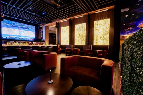 Deluxe King Room Near Trail Glades Range MIA 12 Luxury Bookings