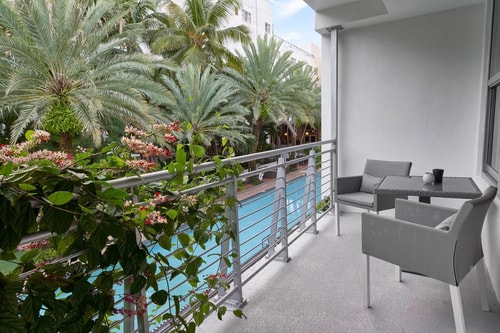 King Room Near HDE Club Miami Nightlife MIA 5 Luxury Bookings