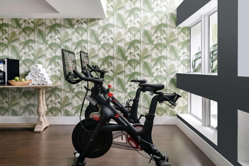 Queen or Twin Bed Room Near Citi Bike MIA 10 Luxury Bookings