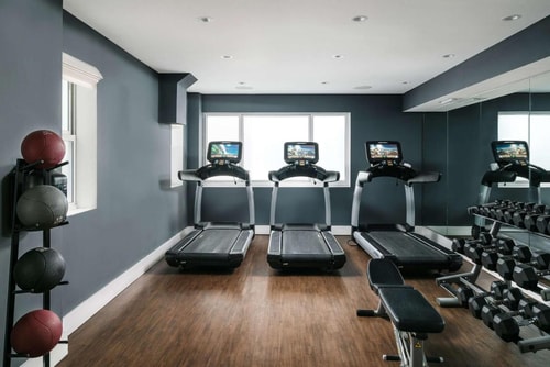 Queen or Twin Bed Room Near Citi Bike MIA 11 Luxury Bookings