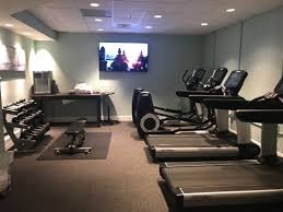 King Room Near Starbucks MIA 13 Luxury Bookings