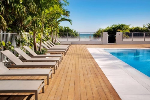 King Room Near Mimosa Cafe MIA 11 Luxury Bookings