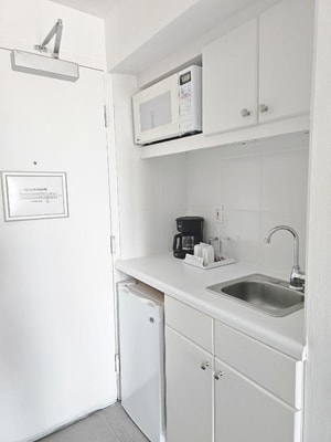 King Room Near Mimosa Cafe MIA 3 Luxury Bookings