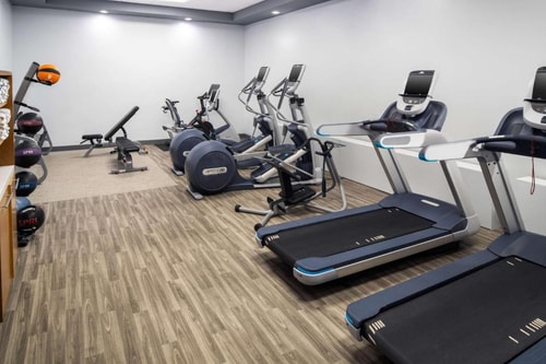 One Bedroom King Suite Near You Fit Gyms ORL 14 Luxury Bookings