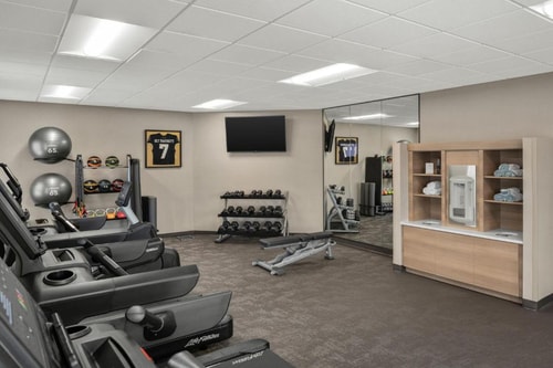 King Studio Near Lake Ebby ORL 11 Luxury Bookings