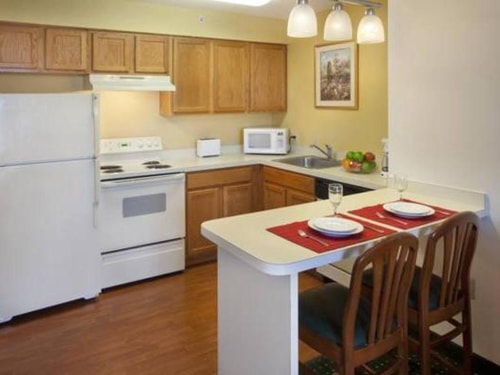 King Studio Near Lake Ebby ORL 1 Luxury Bookings