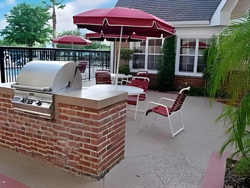 King Studio Near Lake Ebby ORL 10 Luxury Bookings