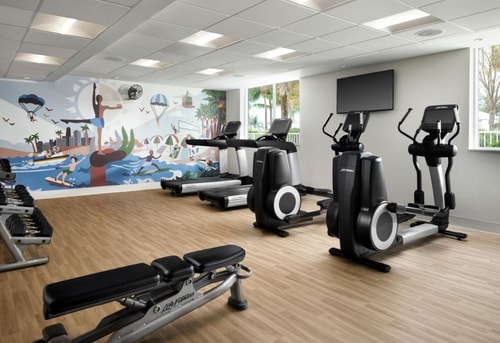 King Suite Near Xima Enterprise Inc MIA 13 Luxury Bookings