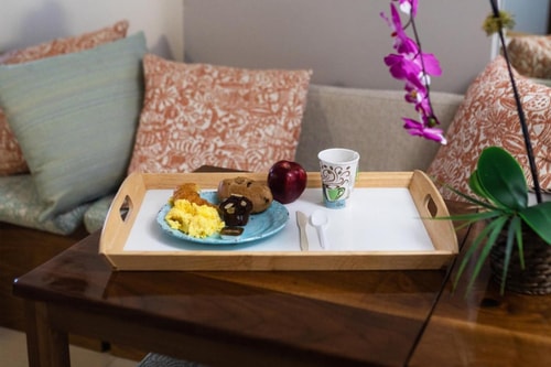 Studio Queen Near Walgreens Photo MIA 8 Luxury Bookings