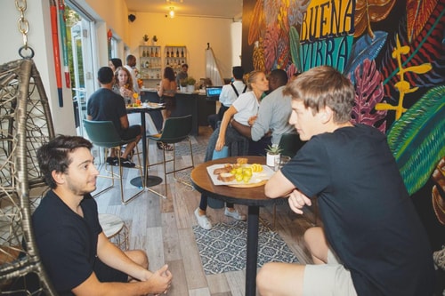 Superior King Room Near Soundscape Park MIA 10 Luxury Bookings